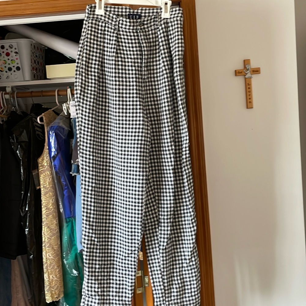 Gap woman’s 100% Trousers size 5-6